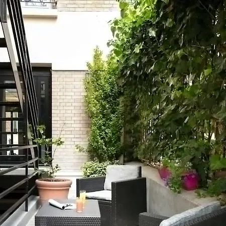 Montparnasse Alesia Hotel 3*