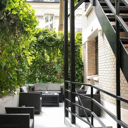 Montparnasse Alesia Hotel