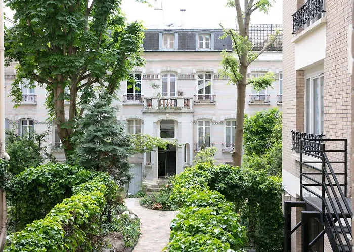 Hotel Montparnasse Alesia